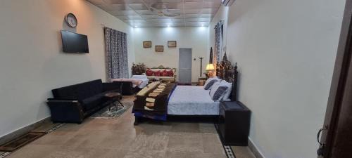 Sambrial Casa | Sialkot International Airport Guesthouse