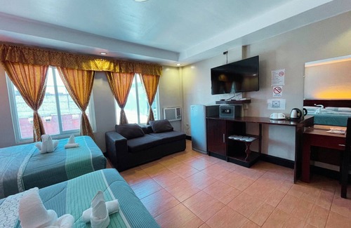 Pasay Hotel | Siayan Travellers Inn Manila powered by Cocotel