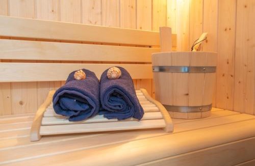 Fedderwardersiel Apartamento | Sielhuus 5, Ferienwohnung mit Sauna in Fedderwardersiel