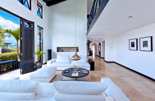 Westmoreland Villa | sienna