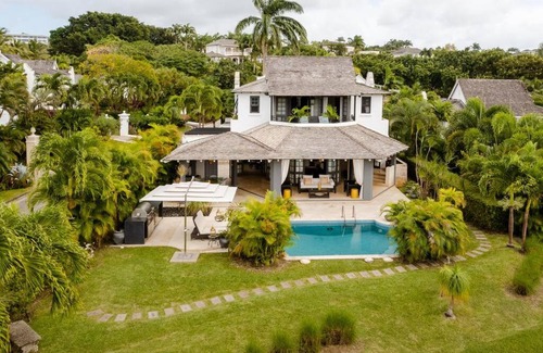 Westmoreland Villa | sienna