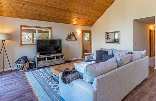 Truckee Casa | Sierra Haven by Tahoe Mountain Properties