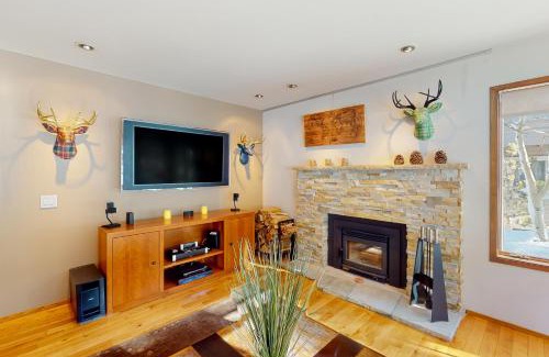 Mammoth Lakes Casa | Sierra Megeve 11