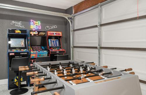 Yosemite Forks Casa | Sierra Mountain Escape - Brand new spa/game room