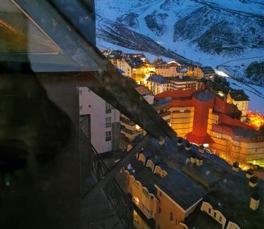 Pradollano Apartamento | Sierra Nevada, próximo a pistas y plaza central, vistas increíbles