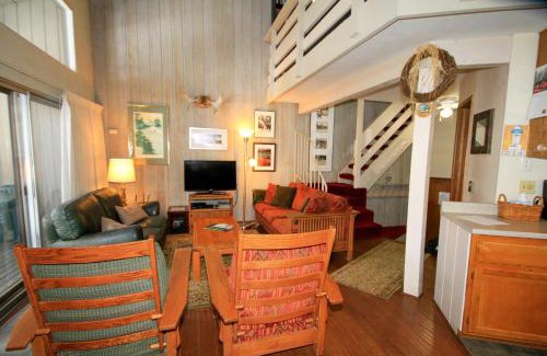 Mammoth Lakes Casa | SIerra Park Villas #06