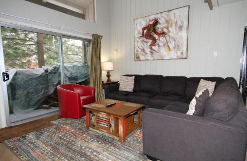 Mammoth Lakes Casa | Sierra Park Villas #03