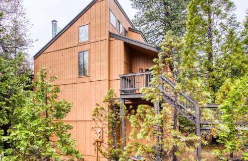 Shaver Lake Casa | Sierra Swiss Chalet