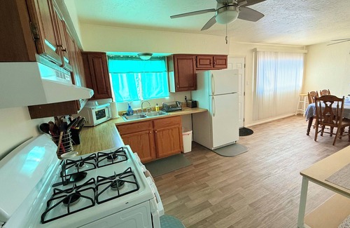 Farmington Casa | Sierra Vista Hideaway