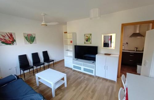 Guejar Sierra Apartamento | Sierra y Silencio Nómada, WIFI, Trastero y Garaje