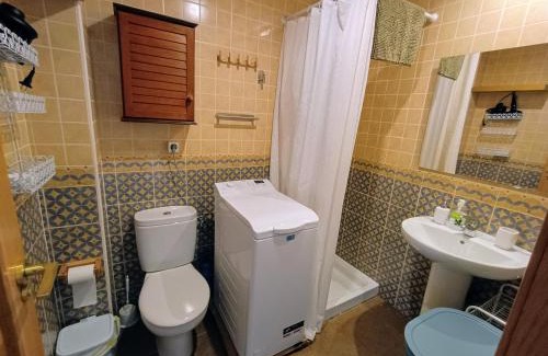 Guejar Sierra Apartamento | Sierra y Silencio Nómada, WIFI, Trastero y Garaje