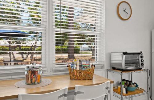 Sarasota Casa | Siesta Keys Neighbor 5min to Beach - Entire Suite Apartment