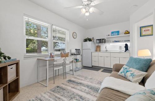 Sarasota Casa | Siesta Keys Neighbor 5min to Beach - Entire Suite Apartment