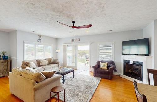 Moneta Casa | Siesta Sunset Retreat