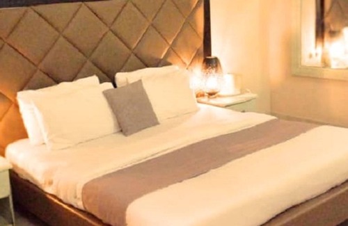 Oshodi-Isolo Hotel | Signatious Hotels & Suites Lagos