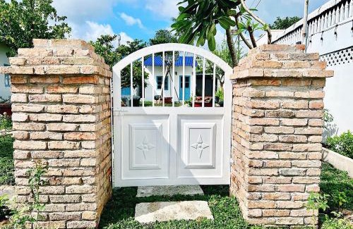 Hiep Ninh Casa | SIGNATURE by LAZÁNIA