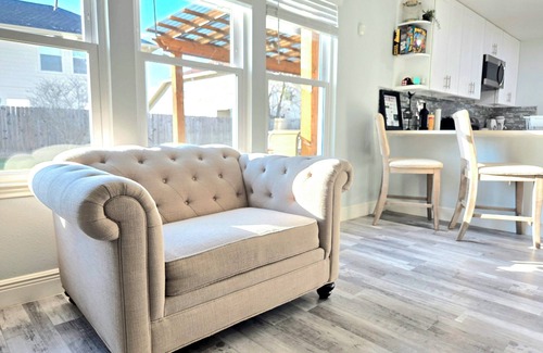 Central Southwest Casa | ★Signature Retreat★ Prime Location- 15 Min Everywhere