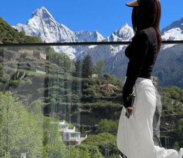Wenchuan Casa | Siguniangshan Town Tingshan Wild Luxury B&B