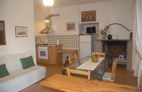 Amelia Apartamento | Silencio y relajación para familias y parejas en el campo de Umbría.