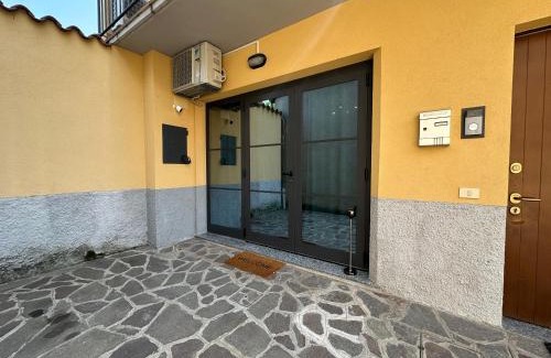 Azzano San Paolo Apartamento | Silent Airport Room