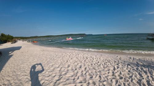 Koh Rong Otro | Silesia Cottages