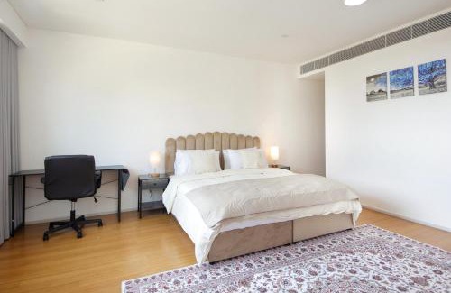 Al Raha Beach Apartamento | Silk Valley - Luxury 1B with Direct Beach Access