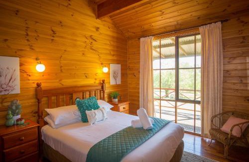 Pokolbin Casa | Silky Oak Cottage & Studio