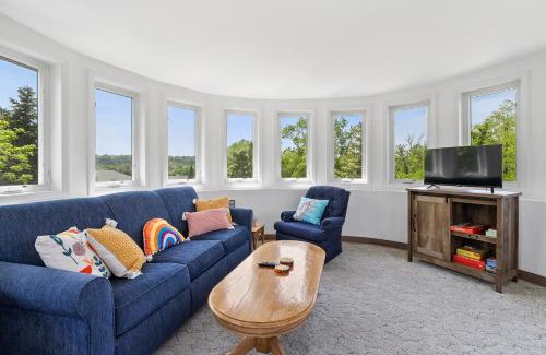 Fish Creek Casa | Silo Guest House by Simple Life Rentals
