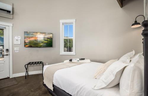 La Verkin Casa | Silo Suite 1 Pet Friendly- Near Zion National Park
