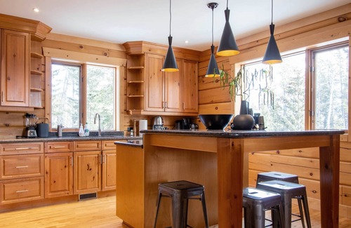Bragg Creek Casa | Silver Birch Vista, Silver Birch Vista!!