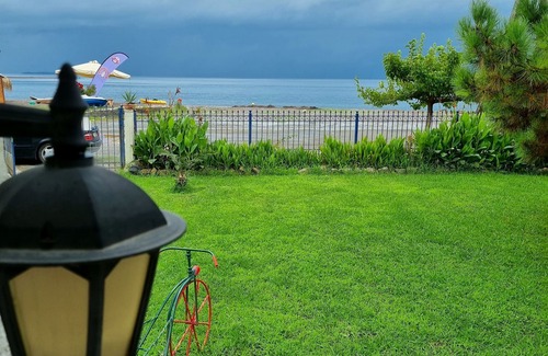 Stylida Cabaña | Silver Cape Raches next to kite surf club