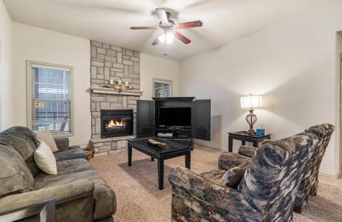 Branson West Casa | Silver Dollar Hideaway - Pet Friendly