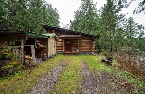 Maple Falls Casa | Silver Lake Cabin #97 - Lakeside - Dock - Pets Ok