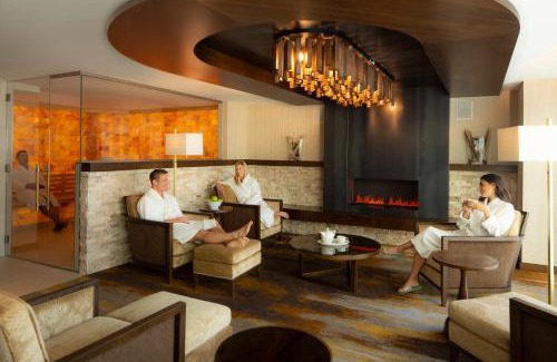 Downtown Reno Complejo | Silver Legacy Reno, A Caesars Destination