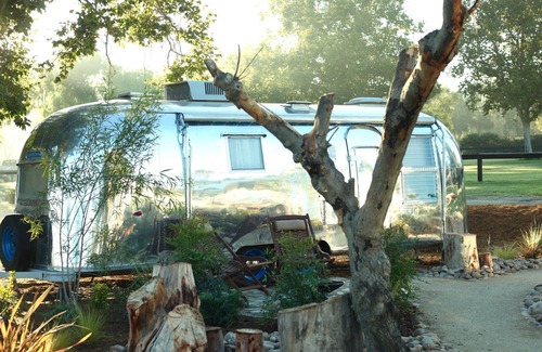 Temecula Cabina | Silver Lining Airstream Trailer Camp