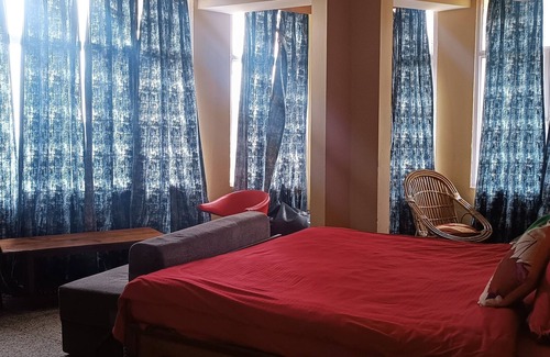 Palampur Hotel | Silver Oaks Palampur