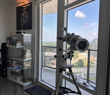 Downtown Apartamento | Silver Spring Penthouse 2BR with Rooftop pool and Metro Access