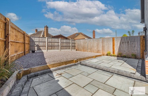 Ashby-de-la-Zouch Casa | Silver Stag, Glamorous 5 BR House