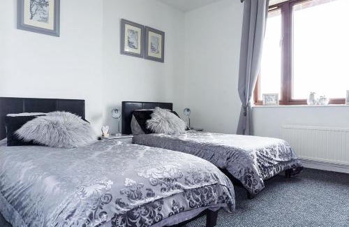 Greenock Casa | Silver Tides House