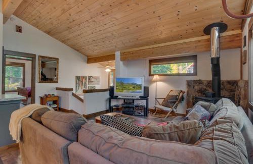 Talmont Casa | Silver Tip at Tahoe Park w HOA amenities - 3BR Pet Friendly, Hot Tub, Tahoe City