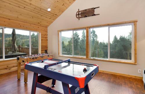 Moonridge Chalet De Esquí | Silver Tip Chalet by Big Bear Vacations Game Tables Ultra Central Cozy Chalet