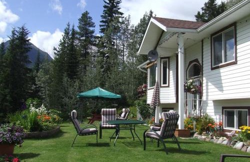 Smithers Cama Y Desayuno | Silvern Lake Trail Bed and Breakfast