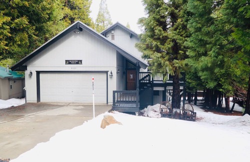 Shaver Lake Cabina | Perca Silverpine "Destacado en los cazadores de casas"