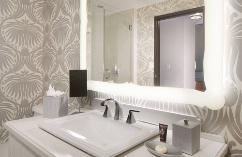 The Loop Hotel | Silversmith Hotel Chicago Downtown