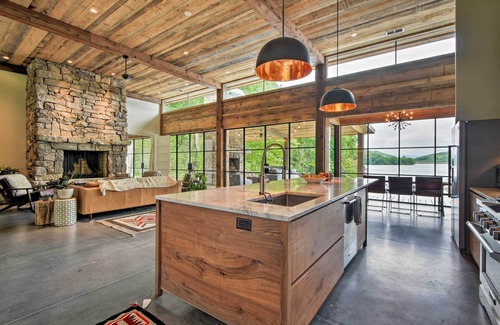 Topton Casa | SilverWolf Lodge on Lake Nantahala, SilverWolf on Lake Nantahala