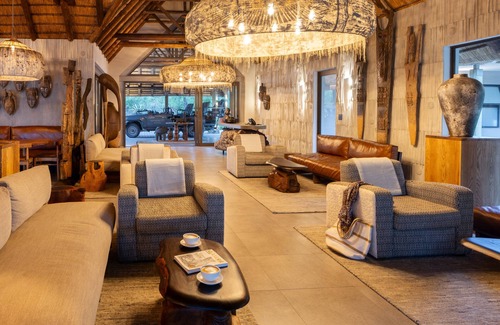 Thorny Bush Game Reserve Cabina | Simbavati Waterside