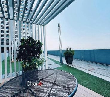 Seri Kembangan Apartamento | Simfoni - Big Balcony, Self Check In, Free Netflix, 200mbps Wifi, Parking at level 1