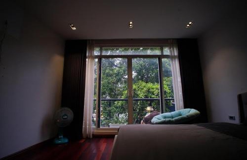 Truc Bach Apartamento | SIMI West Lake Banyan Cinema Studio 58m2 for 4 people elevator green view