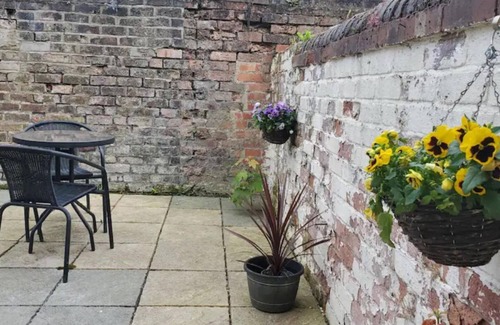 Thatto Heath Casa | Cosy 2 bed home on the outskirts of Liverpool with great links to the City