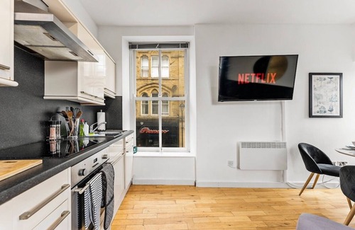 Dewsbury Apartamento | Simple 2 Bed in Central Dewsbury - Sleep 5